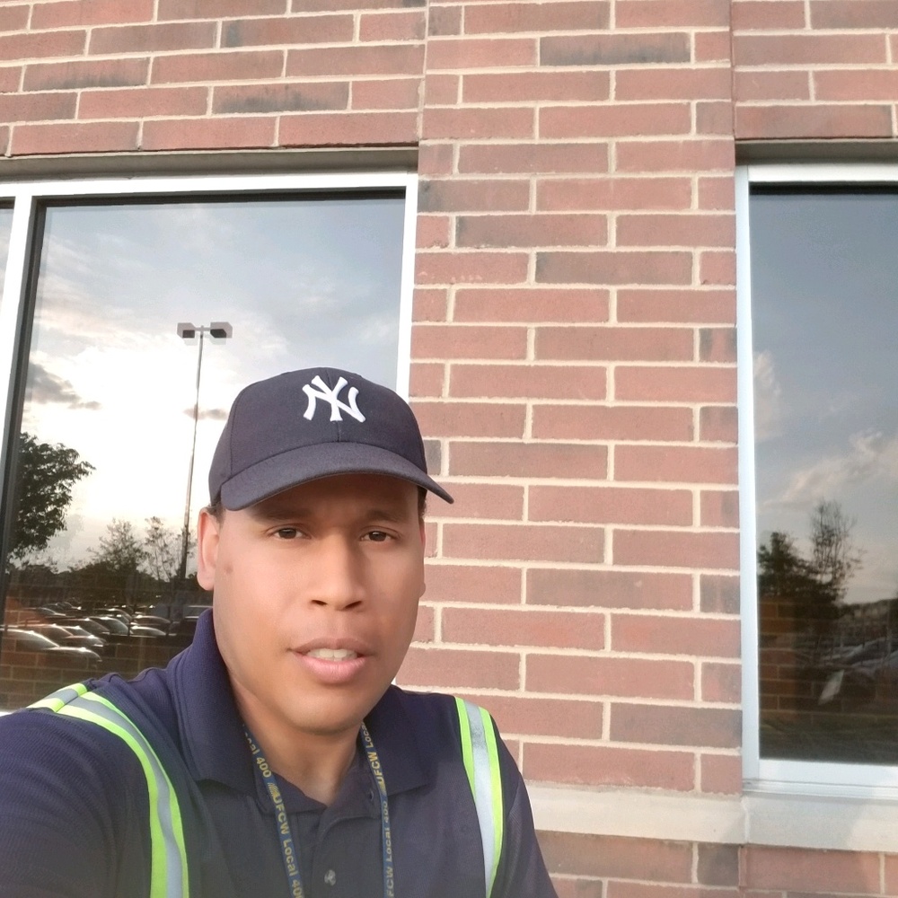 Meet your Posher, Corey